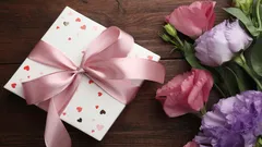 Cosa regalare a una ragazza l’8 marzo: idee classiche che non passano mai di moda