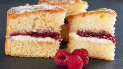 Come cuocere il pan di Spagna senza forno: ricette semplici e collaudate