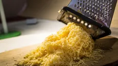 Come affilare rapidamente una grattugia smussata con metodi collaudati: è alla portata di tutti